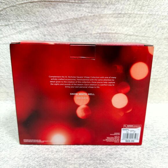 Disney Princess St. Nicholas Square $70 Snow‎ White Well Holiday Decoration NEW - Picture 4 of 4